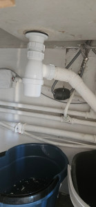 Photo de galerie - Changement/réparation siphon sous évier 