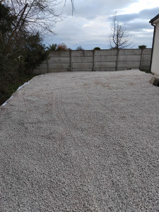 Photo de galerie - Terrassement de cailloux 11/17