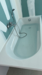 Photo de galerie - Baignoire à installer propre 