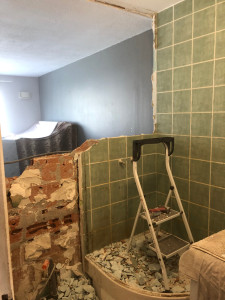 Photo de galerie - Démonter une cloison pour agrandir la sdb