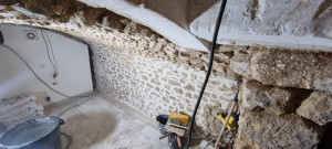 Photo de galerie - Rénovation de mur en pierre