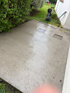 Photo de galerie - Nettoyage à la haute pression de terrasse