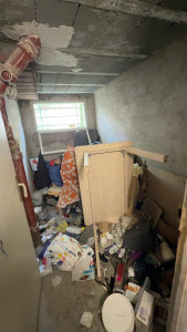 Photo de galerie - Avant évacuation déchet d’une cave 