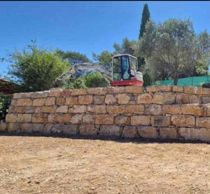 Photo de galerie - Bricolage et multi services