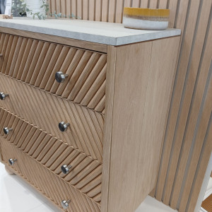 Photo de galerie - Commode