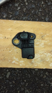 Photo de galerie - Echange capteur régime moteur