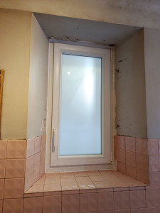 Photo de galerie - Pose fenêtre salle de bain