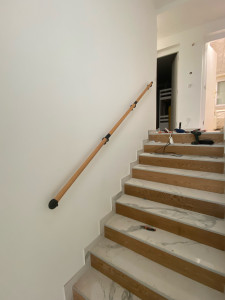 Photo de galerie - Montage installation et fixation d’une rampe 