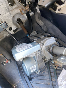 Photo de galerie - Remontage après réparation de la colonne de direction Kia Soul 
