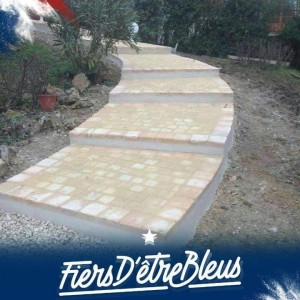 Photo de galerie - Fin du chantier et fiers detre bleus