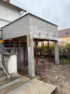 Photo de galerie - Construction d’une terrasse sur dalle poutrelles hourdis