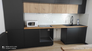 Photo de galerie - Pose d'une cuisine dans le cadre d'une rénovation complète d'une
maison  dans le but d'une revente 