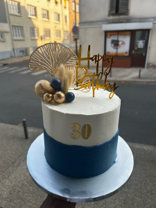 Photo de galerie - Layer cake saveur vanille mangue passion