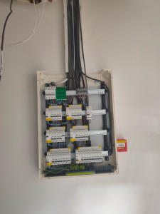 Photo de galerie - Câblage d’un tableau électrique 