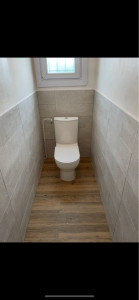 Photo de galerie - Remplacement d’un wc, pose d’un parquet, peinture, et carrelage 
