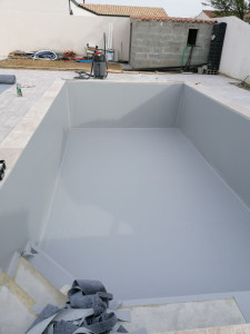 Photo de galerie - Pose d'une membrane armée. 