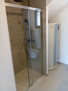 Photo de galerie - Installation de paroi de douche 