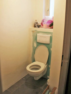 Photo de galerie - Rénovation de toilette, pose d'un WC suspendu 