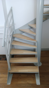 Photo de galerie - Pose escalier+fabrication et ajustement marche 