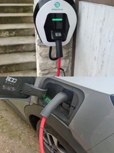 Photo de galerie - Pose d'une borne de recharge pour voiture électrique