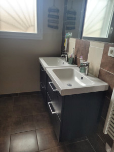 Photo de galerie - Meuble + Vasques de salle de bain