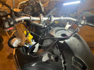 Photo de galerie - Remplacement de la jauge à essence + calibration électronique - bmw r1200gs 2010