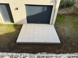 Photo de galerie - Pose d’une terrasse sur lambourde et solive de 12m2