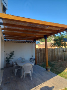 Photo de galerie - Réalisation et montage d'une pergola 