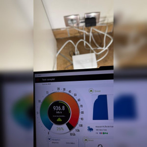 Photo de galerie - Test de débit internet après installation du nouveau réseau (tirage de câble + prise réseau) 