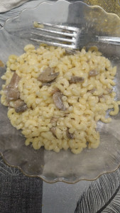 Photo de galerie - J'ai l'habitude de faire des plats pour ma famille, je suis donc en capacité de m'occuper des personnes âgées ou à mobilité réduite qui ont besoin d'aide pour les repas 