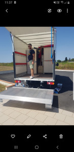 Photo de galerie - Aide au chargement et déchargement d'un 20 mètres cubes
